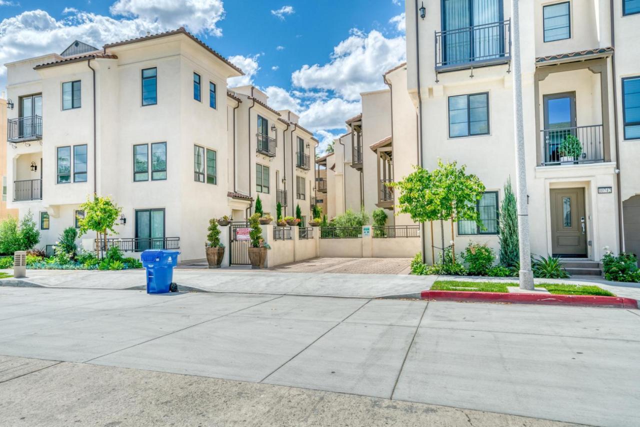 North Hollywood 3br Walk To Restaurants Art Lax-1163 Apartment *