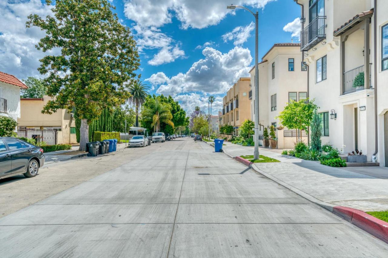 Apartment North Hollywood 3br Walk To Restaurants Art Lax-1163